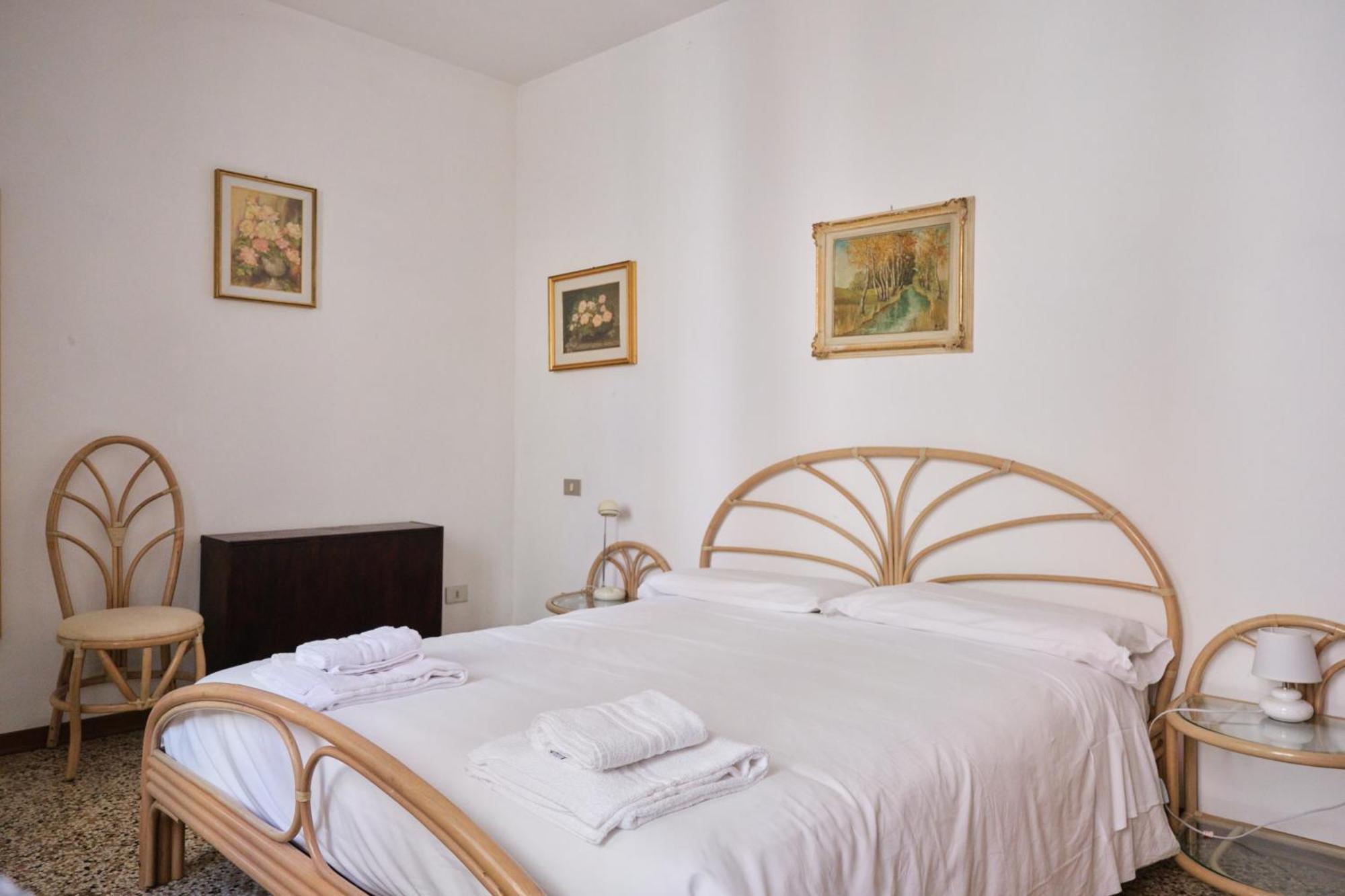 Lustraferi Apartment Venice Luaran gambar