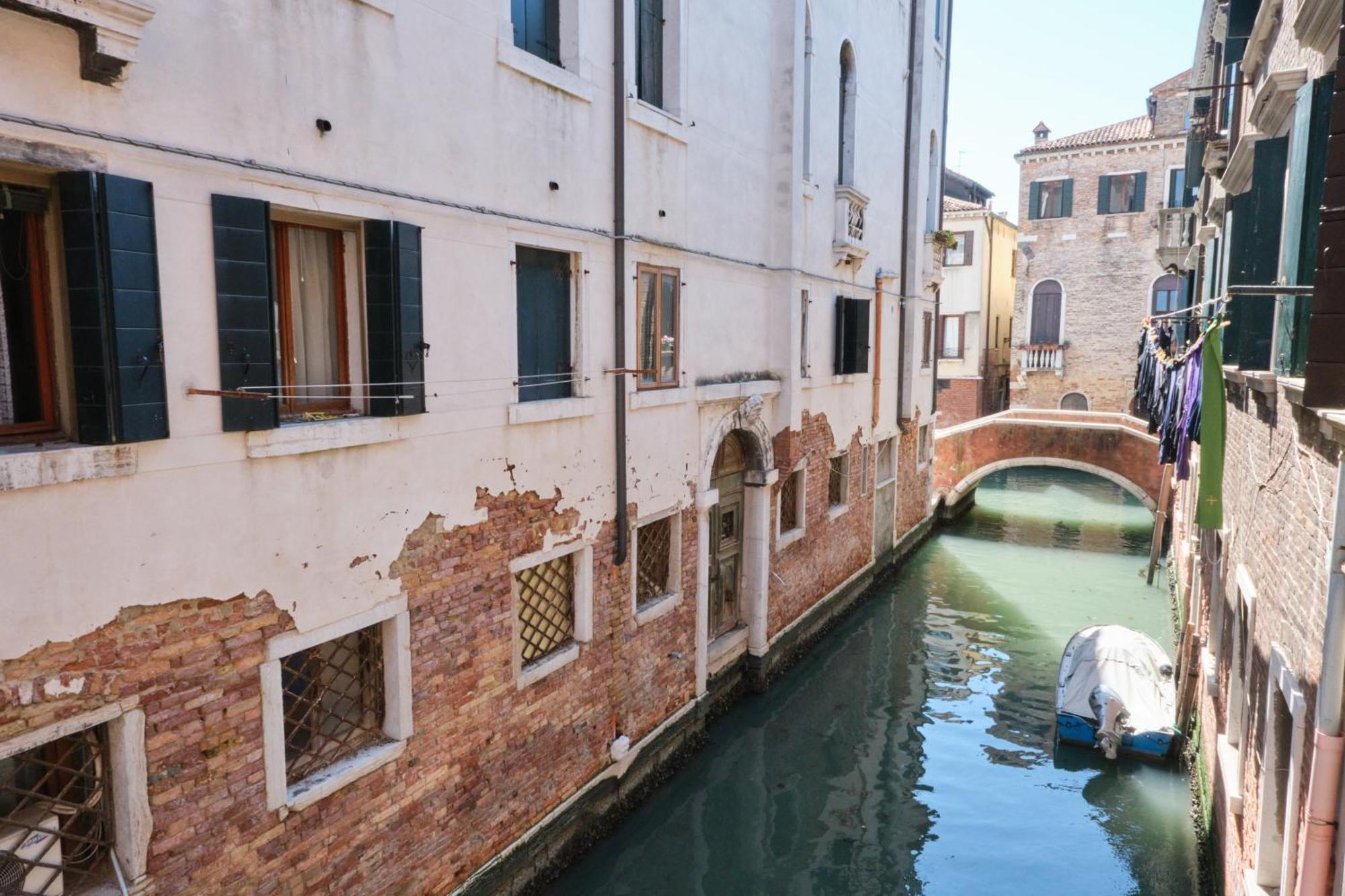 Lustraferi Apartment Venice Luaran gambar
